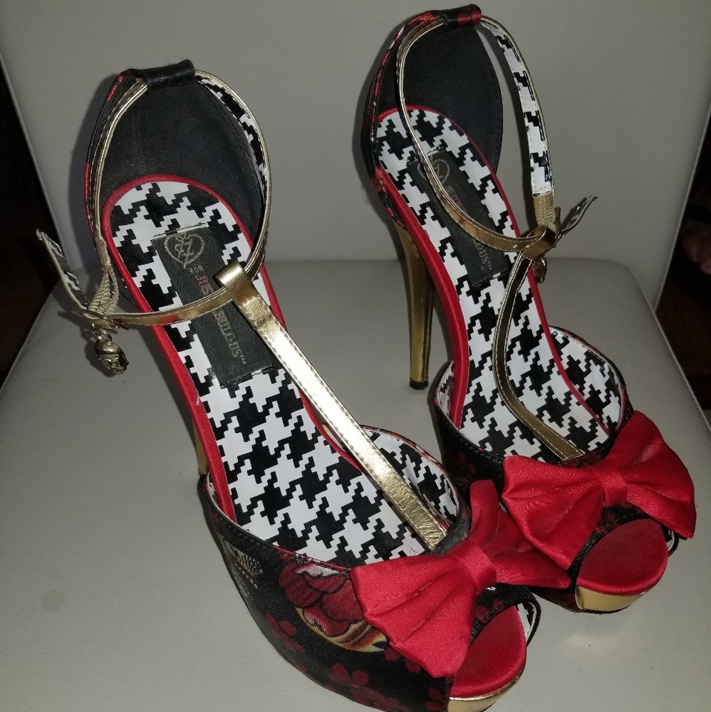 Gorgeous ,tattoo inspired Just Fabulous platform